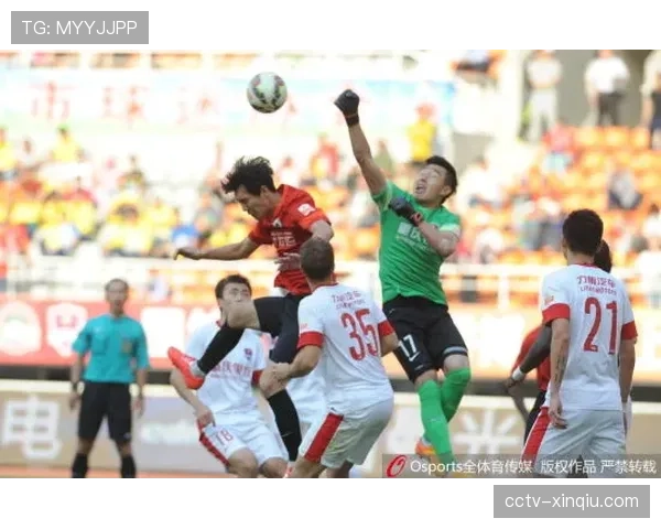 实时：奥格斯堡利用快速发出的任意球偷袭得手，取得领先